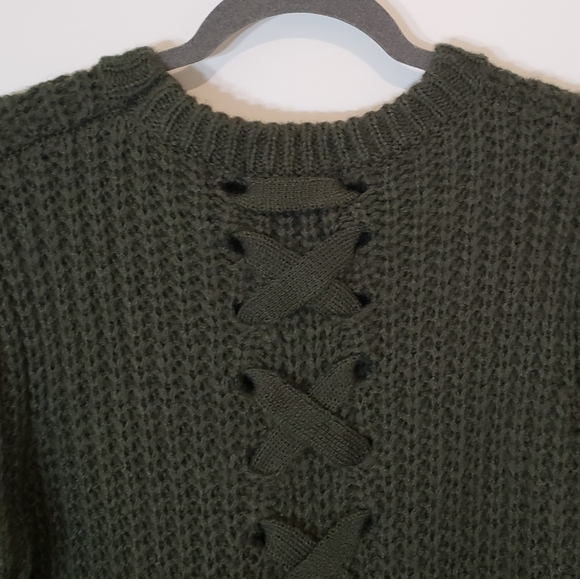 ARIANNA By Howard's Chunky Knit Olive Green Sweater Criss Cross Back Siz… - Picture 10 of 12